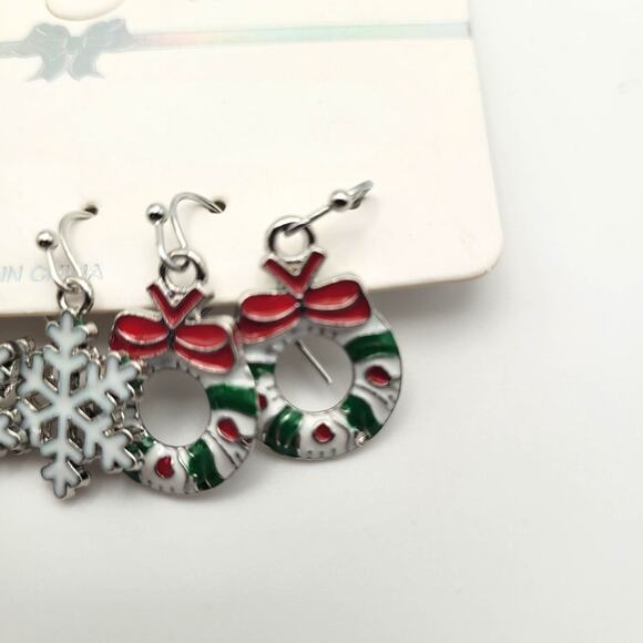 Holiday Christmas Fashion Earrings 3 Pair Tree Snowflake Wreath Gift Silver Tone - Picture 4 of 4